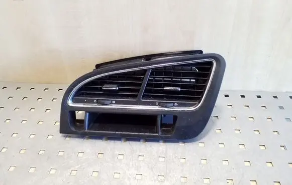Peugeot 5008 Dash center air vent grill 9688836877