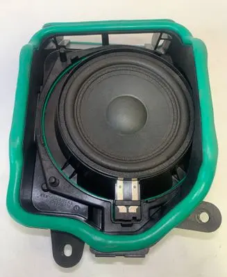 BMW 3 G20 G21 Subwoofer speaker 9395862 65139395862