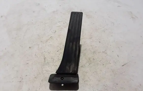 BMW 5 F10 F11 Accelerator throttle pedal 6858574