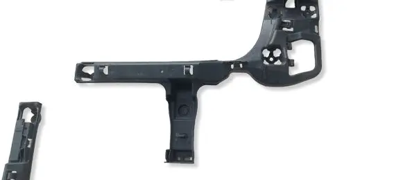 BMW 2 F46 Rear bumper mounting bracket 7387278