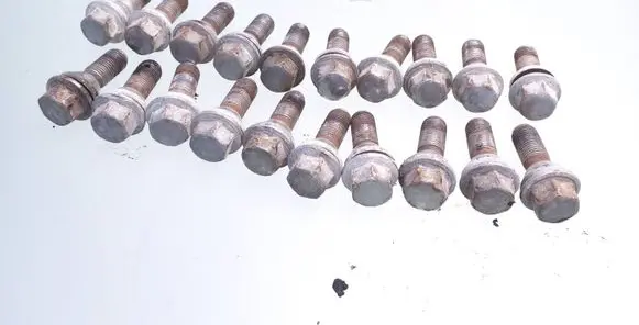 Volvo S80 Nuts/bolts 