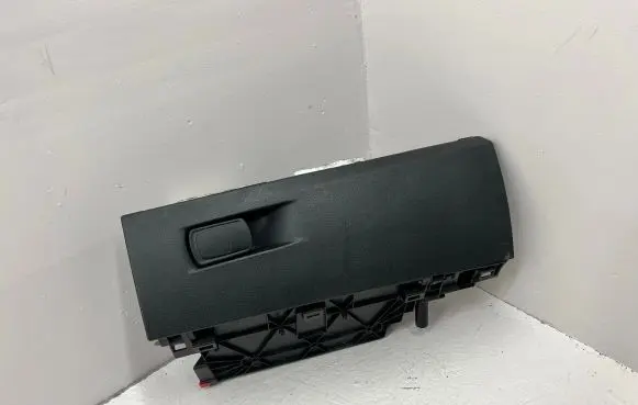 Glove box set
