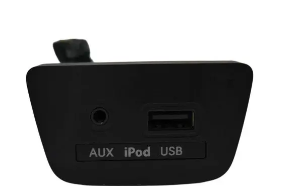 Hyundai i30 USB socket connector 96120A5000