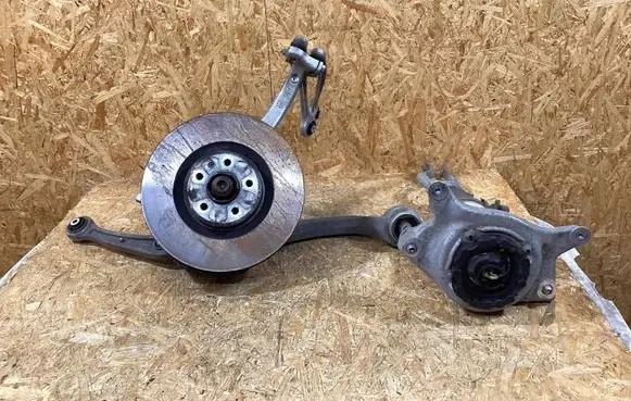 Porsche Macan (95B) Front wheel hub spindle knuckle 95b407253f 95b407271h 95b413037g
