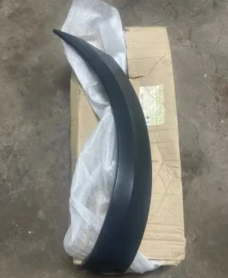 Skoda Octavia Mk2 (1Z) Front arch trim 1Z9853085 260803
