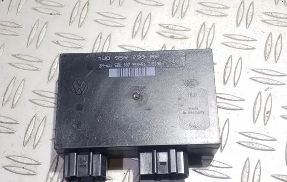 Volkswagen Golf IV Comfort/convenience module 1J0959799AH 5DK00795451