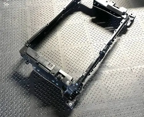Volkswagen Polo VI Top upper radiator support slam panel 2G0805588AF 2G0805588 2G0805588R