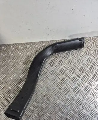 Volvo V40 Cabin air duct channel 31418191