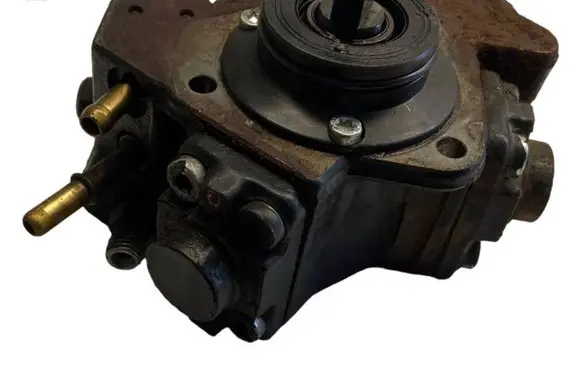 Fuel injection high pressure pump