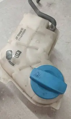 Audi A4 S4 B6 8E 8H Coolant expansion tank/reservoir 8E0121403