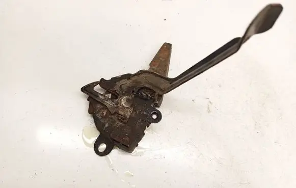 Toyota Avensis Verso Engine bonnet/hood lock/catch
