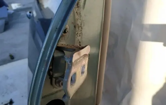 Renault Scenic II - Grand scenic II Rear door lower hinge
