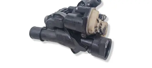 Ford Mondeo MK V Thermostat/thermostat housing 9804160380
