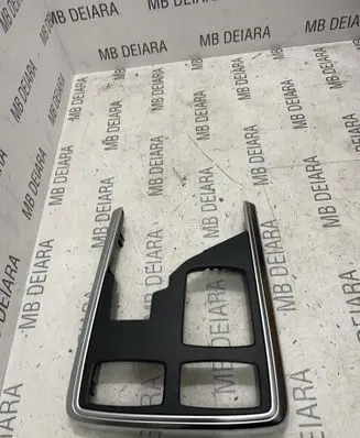 Mercedes-Benz ML W166 Other center console (tunnel) element A1666803017