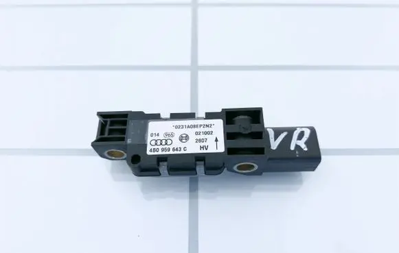 Audi A6 S6 C5 4B Airbag deployment crash/impact sensor 4B0959643C