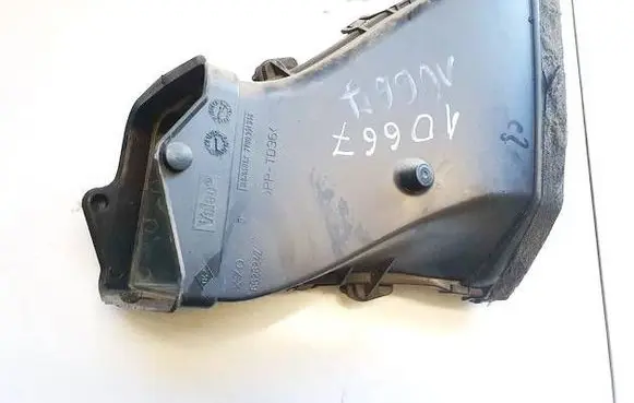 Renault Master II Cabin air duct channel 7700351946 662624z