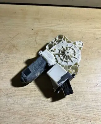 Rear door window regulator motor