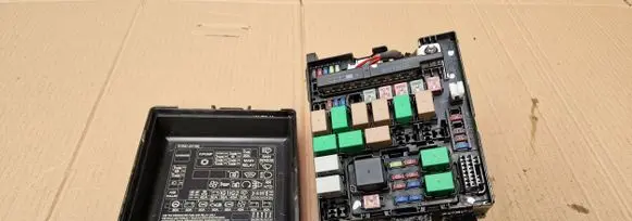 Hyundai ix35 Fuse box set 91310-2Y591