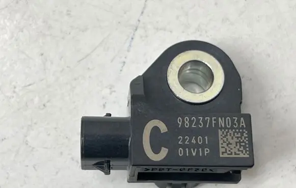 Subaru Crosstrek III Airbag deployment crash/impact sensor 98237FN03A 22401 01W1VP