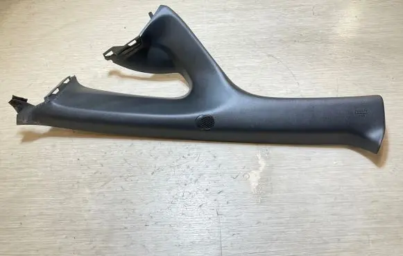 Nissan Leaf II (ZE1) (A) pillar trim 769123NL0A