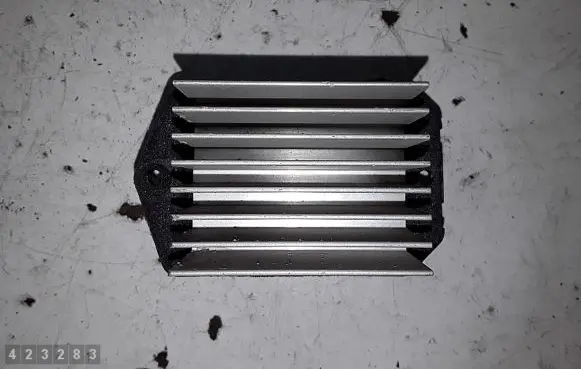Suzuki Aerio Heater blower motor/fan resistor 077800-0760