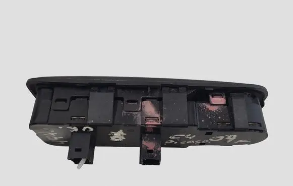 Citroen C4 I Picasso Electric window control switch 11659