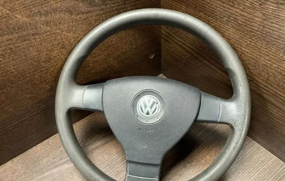 Volkswagen Caddy Steering wheel 2K0880201L 61982050C