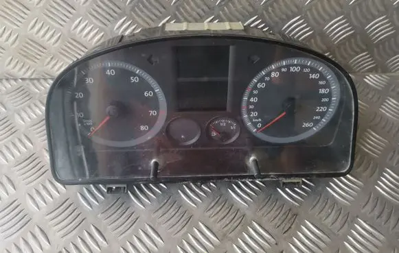 Volkswagen Caddy Speedometer (instrument cluster) 2K0920843B