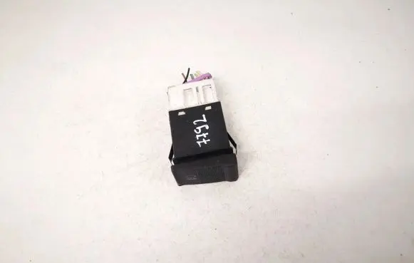 Audi A6 S6 C4 4A Fog light switch 4a0941535