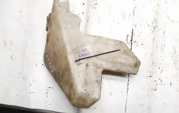 Mercedes-Benz Vaneo W414 Windshield washer fluid reservoir/tank 1688690220