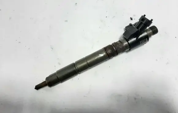 Volvo XC60 Fuel injector 31272690