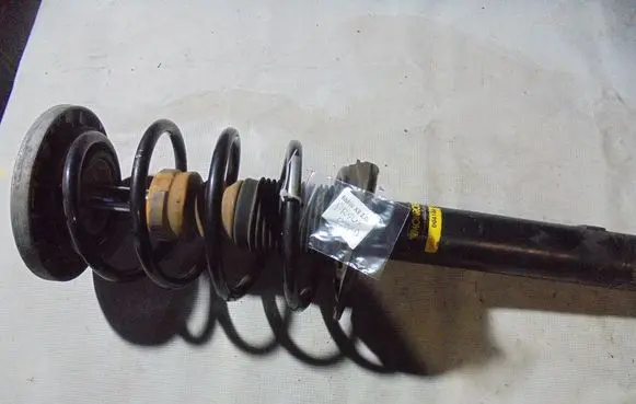 BMW X3 F25 Front shock absorber/damper D0414R