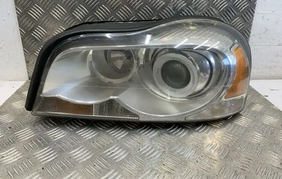 Volvo XC90 Headlight/headlamp 89902046