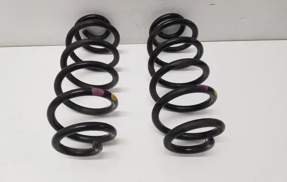 Renault Twingo III Rear coil spring