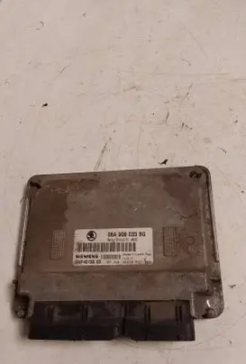 Skoda Octavia Mk1 (1U) Engine control unit/module 06A906033BG 5WP4015603
