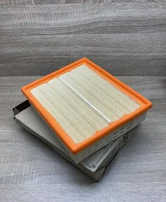 Volkswagen PASSAT B5 Air filter 058133843