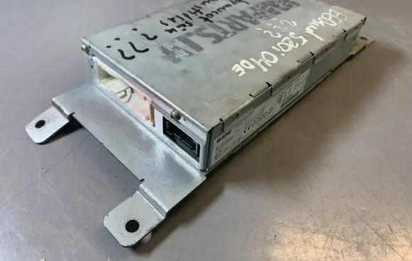 BMW 5 E60 E61 Bluetooth control unit module 6938784 84216938784