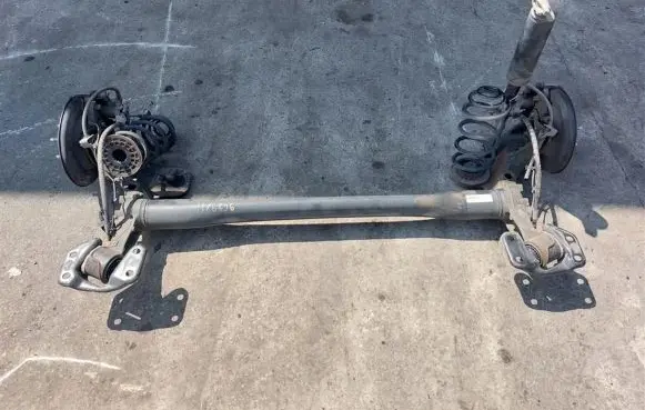 Opel Astra L Rear axle beam 