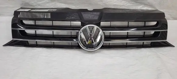 Volkswagen Multivan T6 Front grill 7E5853651A 7E5853653