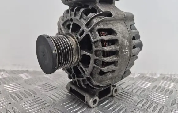Mercedes-Benz E W212 Generator/alternator A0009063000