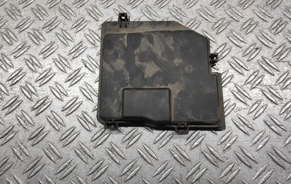 Honda Civic Fuse box cover 012541070827