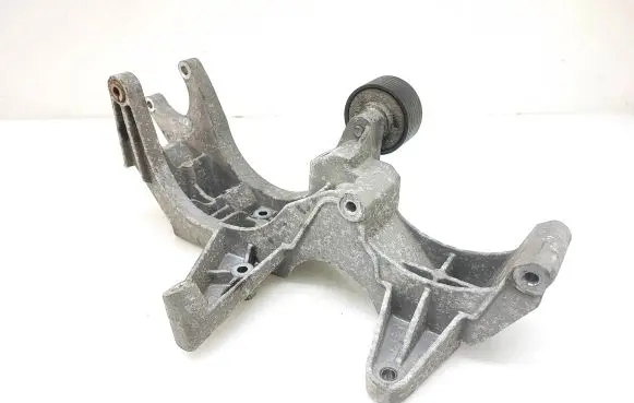 Porsche Cayenne (9PA) Generator/alternator bracket 022260087F