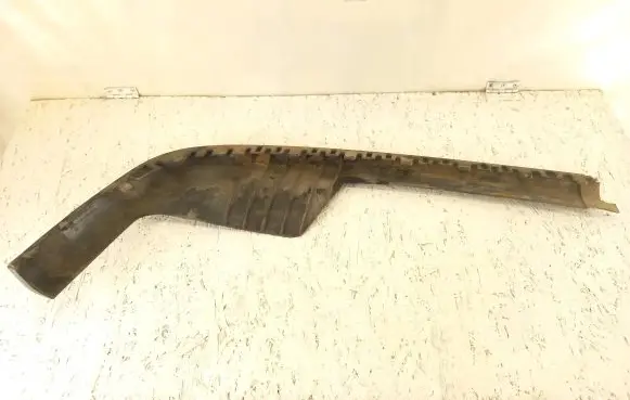 Volkswagen PASSAT B4 Front bumper lip 3A0805903B