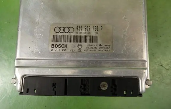Audi A4 S4 B5 8D Engine control unit/module ECU