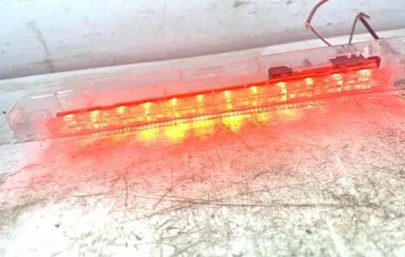 Citroen C5 Third/center stoplight 89036998 5104329003