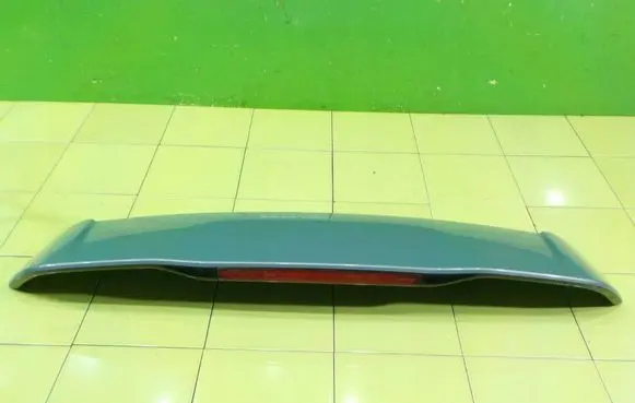 Volvo C30 Rear light center trim bar blend 