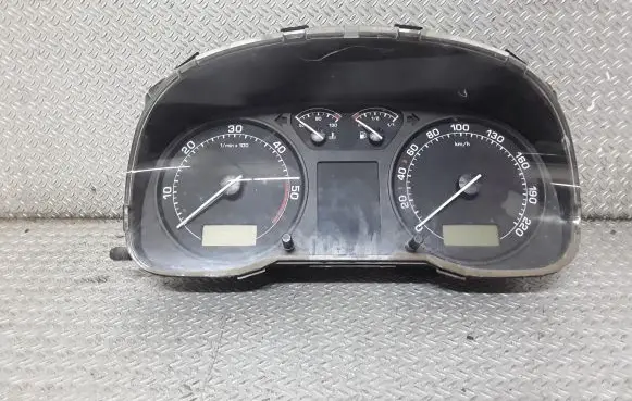 Skoda Octavia Mk1 (1U) Speedometer (instrument cluster) 1U0920811F