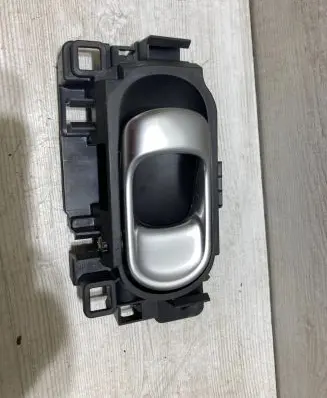 Citroen C3 Aircross Front door interior handle 39008122