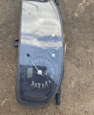Renault Laguna II Speedometer (instrument cluster)