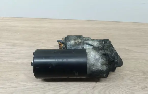 Volvo V70 Starter motor 30782228 20090824 0001109311